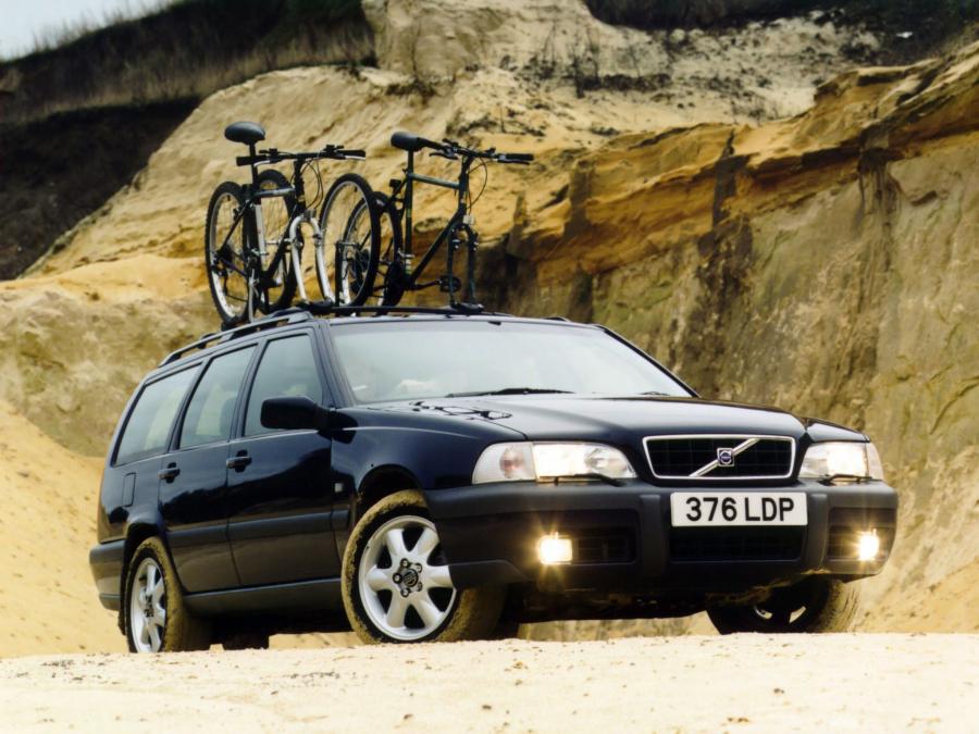  Volvo V70 XC 1997 года  (UK) (фото 2 из 3)